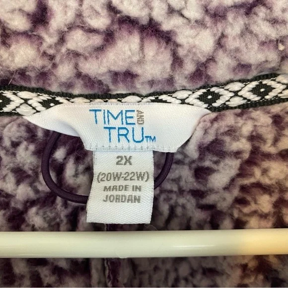 Time and Tru Women’s Snowtipped Purple Fluffy Jacket Size 2X - Picture 5 of 7